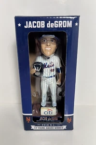 NY METS JACOB DEGROM 2018 N.L. CY YOUNG AWARD WINNER BOBBLEHEAD FIGURE SGA 2019 - Picture 1 of 10