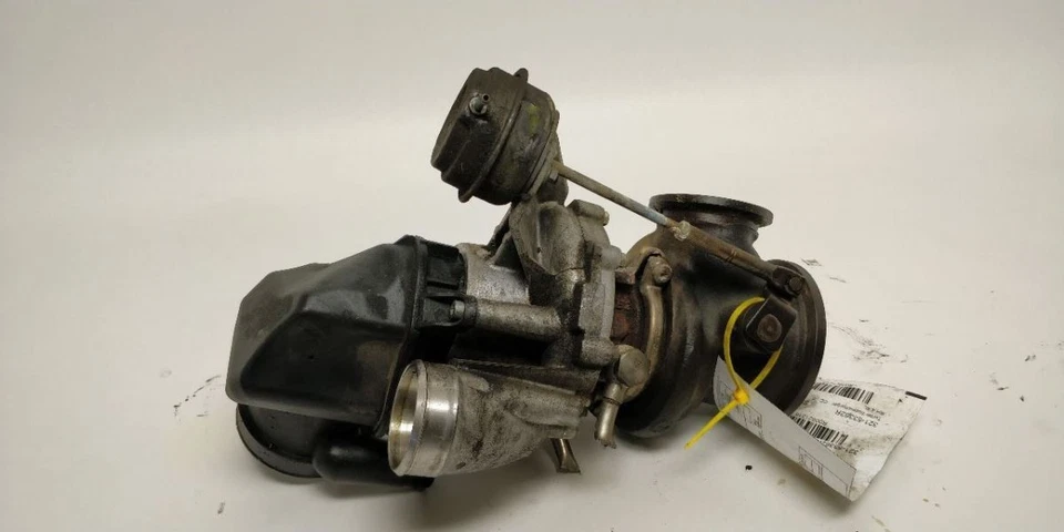 TURBOCOMPRESOR/SUPERCARGADOR DERECHO BMW M5 2012-2014 Foto 1 de 4