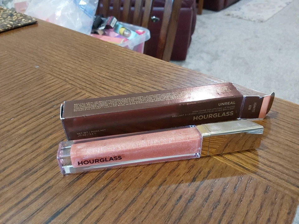 Brillo de labios voluminizador Hourglass Unreal High Shine "IGNITE" .20 oz TAMAÑO COMPLETO ¡NUEVO EN CAJA! Foto 1 de 1