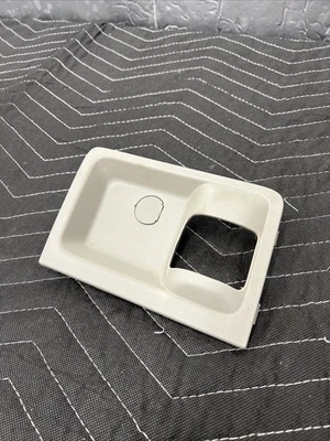 Dodge Ram 1500 2009-2012 moldura de manija lateral derecha para panel de puerta bronceado Foto 1 de 4