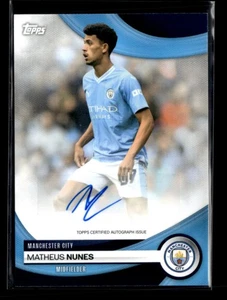 Matheus Nunes 2023-24 Topps Manchester City Team Set Autograph #AU-MN - Bild 1 von 2