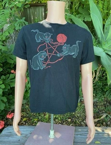 Vertebrae33 Shirt Mens Medium Black Playtime Demonic Cats Novelty Goth Pentagram - Picture 1 of 7