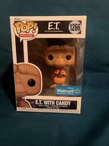 E.T. with Candy Walmart Exclusive POP FUNKO MOVIES #1266 - Picture 1 of 6