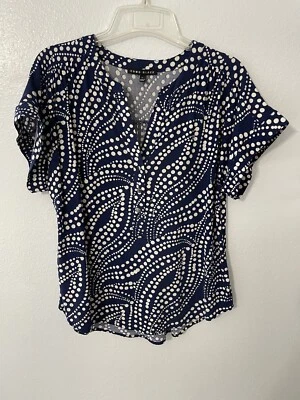Camisa negra para mujer Como M/L azul marino blanco patrón de lunares manga corta cuello en V Foto 1 de 4