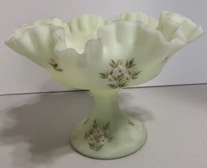 Fenton Custard Uranium Ruffled Compote Pedestal Bowl Hand Painted by Lisa C. - Picture 1 of 7