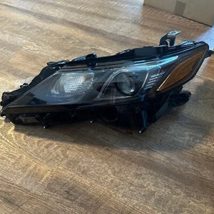 2018 - 2023 Toyota Camry LED Headlight Headlamp Front Left Driver OEM - Picture 1 of 4