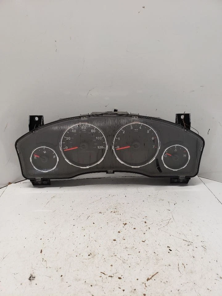 Speedometer Cluster MPH Fits 08 LIBERTY 1379791 - Image 1 of 4