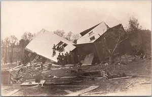 Vintage 1910s TORNADO Cyclone Disaster RPPC Photo Postcard marked "Manly, Iowa" - Imagen 1 de 2