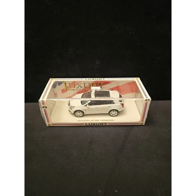 LUXURY COLLECTIBLES 1/43 CADILLAC 2011 SRX CROSSOVER White Diecast Car - Image 1 of 4