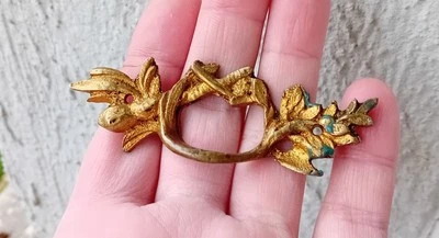 petite poignée ancienne de meubles en bronze ou laiton, Longueur 8 Cm   N°27C - Photo 1/4