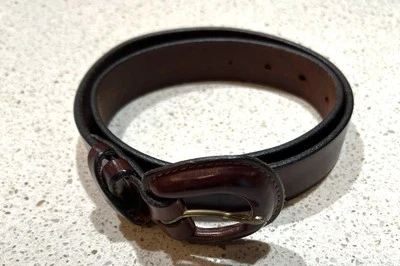 Cinturón de cuero italiano marrón Eddie Bauer - Hecho en EE. UU. - Para mujer talla pequeña Foto 1 de 4