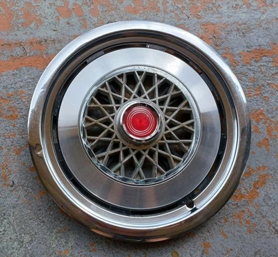 Ford Granada Mercury Monarch 75-80 hub cap HUBCAP wheel cover Ghia Maverick 14" - Image 1 of 4