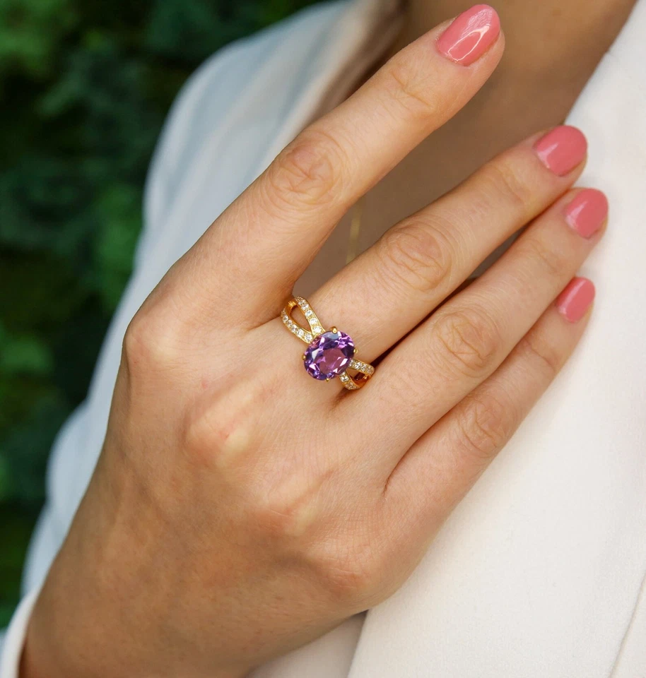 3.21 Ct Oval Cut Natural Amethyst & Diamond Wedding 14K Ring Yellow Gold Sz 8.5 - Image 1 of 4