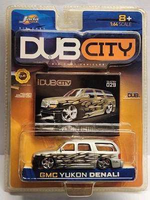 Jada Toys 2003 escala 1:64 Dub City • Flamed GMC Yukon Denali #029 Foto 1 de 4