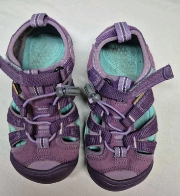 Sandalias de agua lavables Keen para senderismo con cordones púrpura verde azulado talla 10  Foto 1 de 4