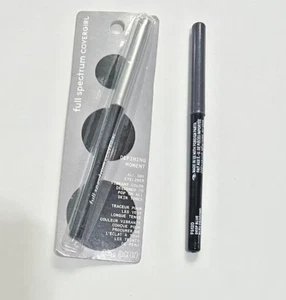 KAUFEN SIE 1, ERHALTEN SIE 1 MIT 20 % RABATT (fügen Sie 2 in den Warenkorb) Covergirl Vollspektrum Ganztägiger Eyeliner - Bild 1 von 3