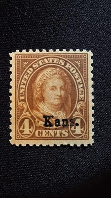 Estampillas de Estados Unidos Scott #662, M/F/NH, amarillo/marrón, 4 centavos, M. Washington, 1929 Foto 1 de 2