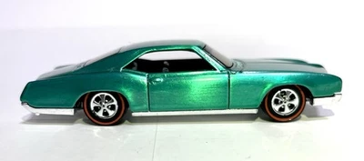 🤩 Hot Wheels PERSONALIZADO Spectraflame Green Riviera RedLine Diecast Car 1:64 Foto 1 de 4