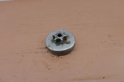 Motosierra Homelite Super 2 OEM embrague tambor 3/8 Foto 1 de 4