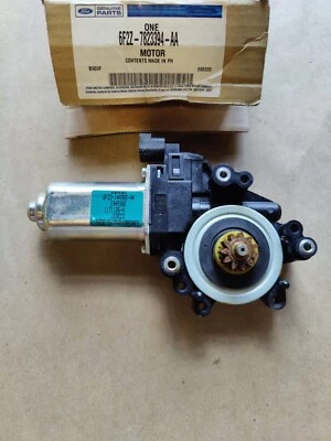 NEW OEM 2006 Freestar Monterey Front RH Power Window Motor Ford 6F2Z-7823394-AA - Image 1 of 2
