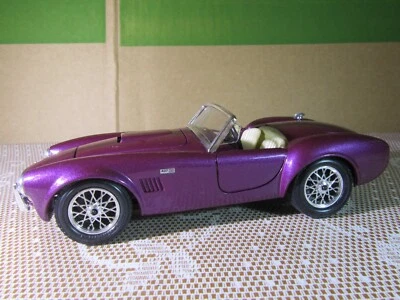 446Z Vintage Burago 0513 Italia Shelby Cobra 427 S/C Ragno 1965 Viola 1:24 - Immagine 1 di 4