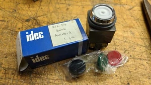 Idec 120V - 600V Pushbutton Maintained Switches N/O Black Green Red aon120 g b r - Picture 1 of 1