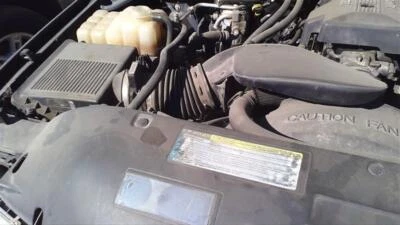 Conjunto de filtro de aire usado se adapta a: Chevrolet Suburban 1500 2000 6,0 L con alta capacidad Foto 1 de 4