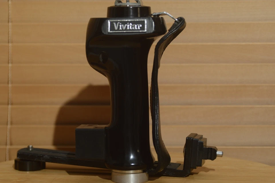 Vivitar PG1 360 degree Flash speed grip. off camera flash in Fantastic Condition - Image 1 of 4