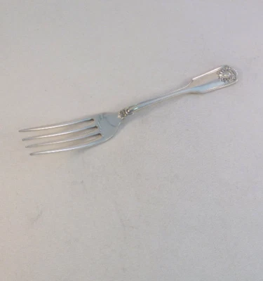 Fiddle Shell by Towle/Frank Smith Sterling Place Fork(s) New - Image 1 of 3