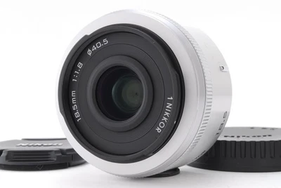 [COMO NUEVO] Nikon 1 NIKKOR 18.5mm f1.8 Lente Plata Gran Angular para 1... - Imagen 1 de 4