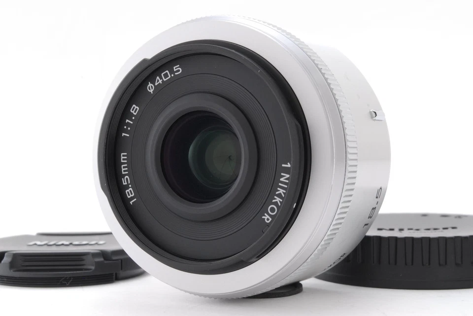 [COMO NUEVO] Nikon 1 NIKKOR 18.5mm f1.8 Lente Plata Gran Angular para 1... - Imagen 1 de 4