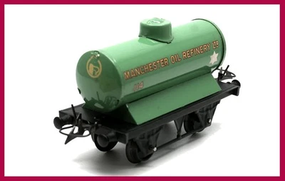 HORNBY TRAINS: 42213 NO.1 TANK WAGON - MANCHESTER OIL -NEAR MINT - ORIGINAL BOX - Image 1 of 3