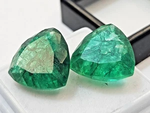 Natürlicher fabelhafter grüner Smaragd 17+ kt Billionenschliff Paar Edelsteine zertifiziert - Bild 1 von 7
