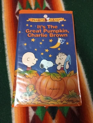 it's the great pumpkin charlie brown vhs Halloween TV special - Image 1 of 4