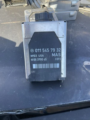 90-92 Mercedes W124 300TE, 300E BOMBA DE COMBUSTÍVEL E MÓDULO DE CONTROLE AC 0115457932 - Imagem 1 de 4