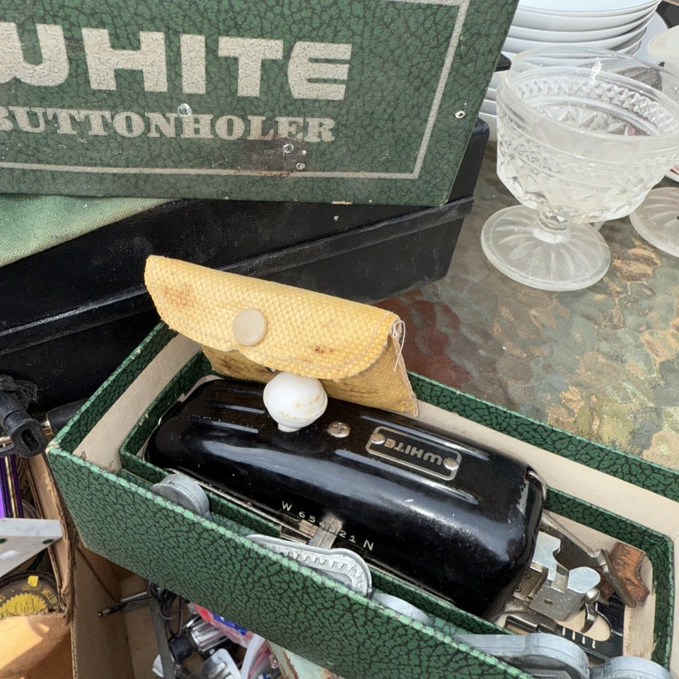 Ojales giratorios blancos vintage. Sin probar con 9 cartuchos sin manual Foto 1 de 1