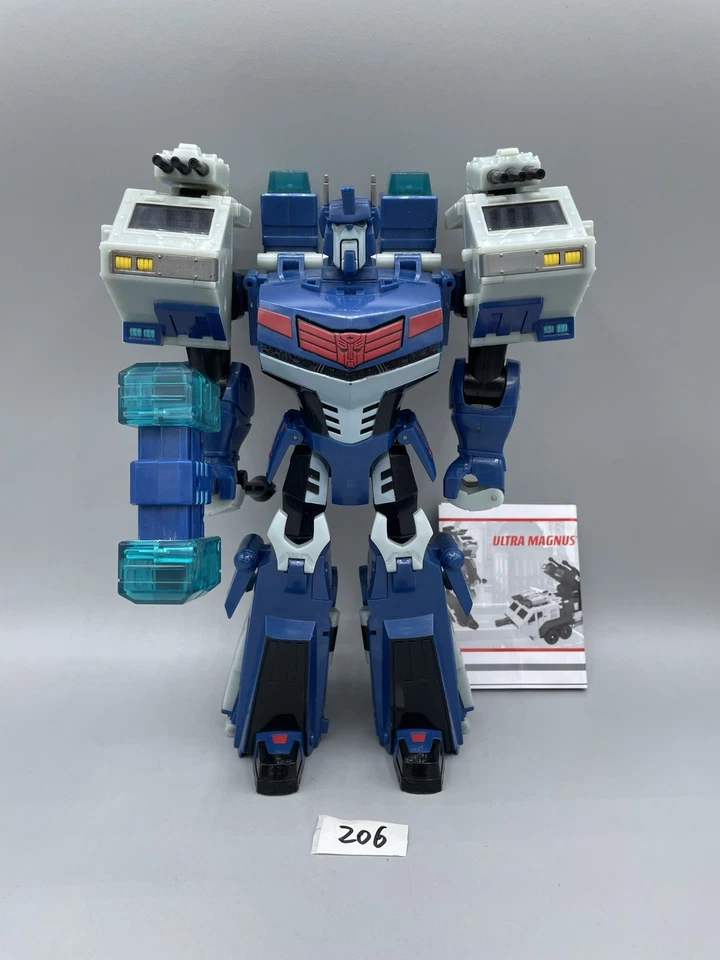 Hasbro Transformers Animated Leader Class Ultra Magnus Action Figure Complete - Image 1 of 4