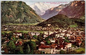 Postal de montaña del pueblo de Interlachen Suiza edificios casas - Imagen 1 de 2