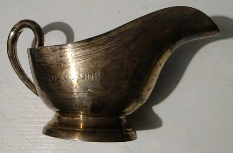 Antique Silver plated Walker & Hall Sauce Gravy Boat 1/2 PT Hallmarked Uncleaned Cover