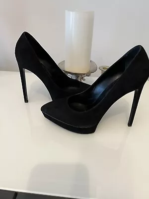 Saltos pretos YSL tamanho 7,5 - Imagem 1 de 4