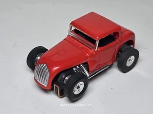 Vintage Aurora T-Jet Hot Rod Coupe Red No.1366 Solid Rivet HO Scale Slot Car - Picture 1 of 13