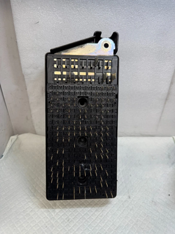 2002 SATURN LS caixa de fusíveis caixa de fusíveis módulo de relé fabricante de equipamento original (67) - Imagem 1 de 4