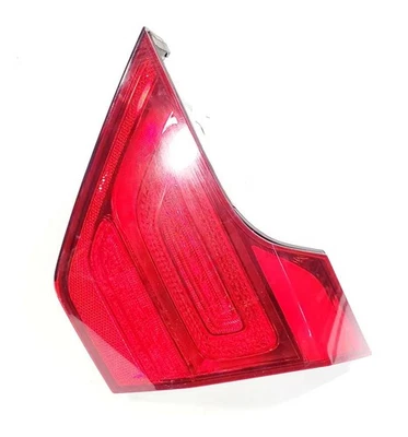 Luz trasera montada en la tapa derecha 92404-3T0 OEM 2015 Kia K900  Foto 1 de 4