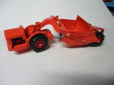 Matchbox Lesney King-Size K-6 Allis Chalmers Scraper- red plastic wheels, loose - Image 1 of 2