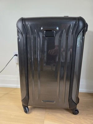 TUMI Vapor luggage 28" Medium Trip Packing Hard Shell Black Graphite | Brand New - Image 1 of 4