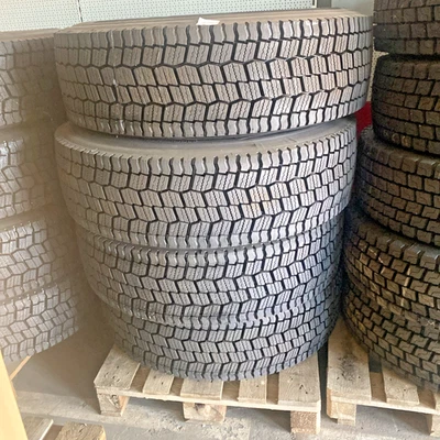 🚚 4x Aufliegerreifen runderneuert – PIRELLI 315/70 R22.5 154/150L – NEU  - Bild 1 von 4