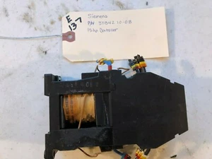 Contactor eléctrico Siemens E137 modelo #: 3TB42 10-08  - Imagen 1 de 4