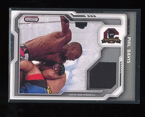 2014 Topps UFC Champions Fighter Relics #CFRPD Phil Davis - Picture 1 of 2