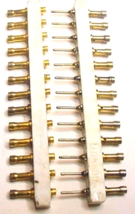 1 NOS Burndy Gold 13 Round Mil Matching Strip connector 3-1/2" L 1-3/8"W 1/4" Sp - Picture 1 of 6