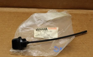TAPÓN DE ACEITE YAMAHA DT250 DT400 IT400 MX250 TY250 1973-76 NOS OEM 498-15363-00-00 - Imagen 1 de 2